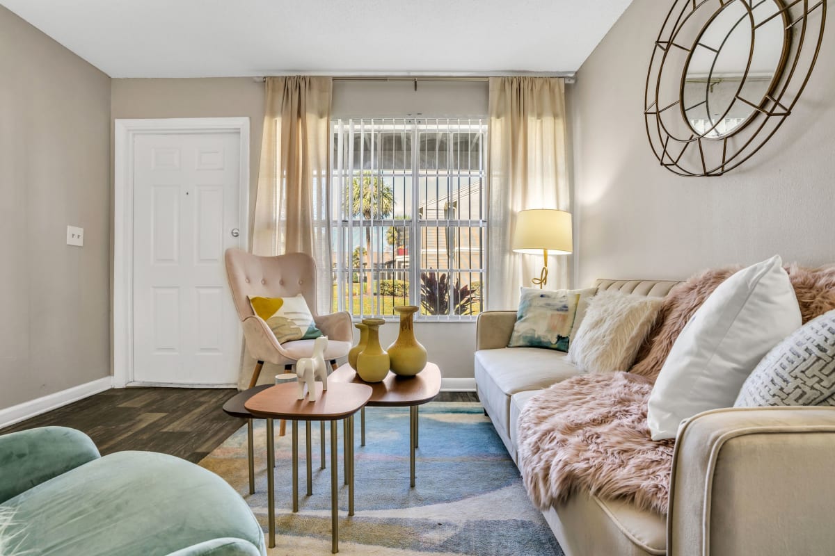 Apartments in South Orlando Castilian Apartments